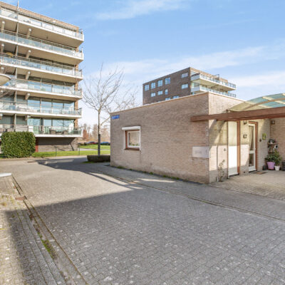 01-Vooraanzicht-02